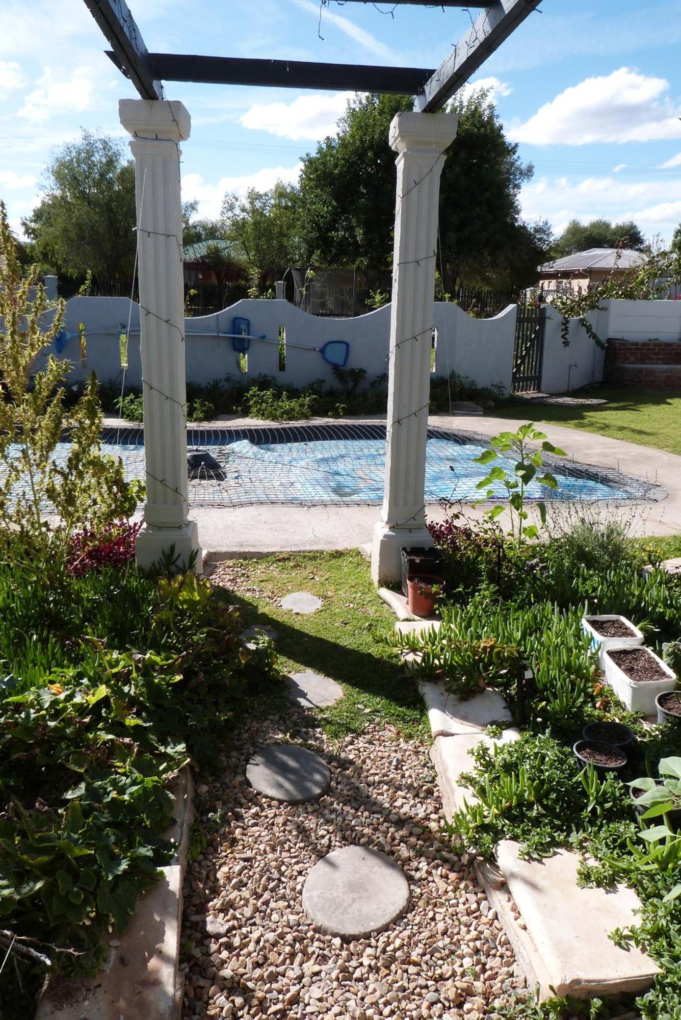 Hannah'S Haven Studio Deluxe - No Loadshedding Apartment Beaufort West Exterior foto
